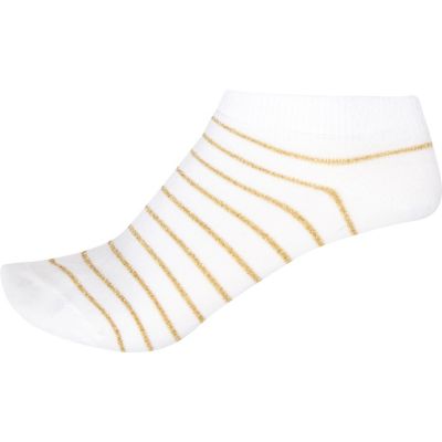 White stripe trainer socks